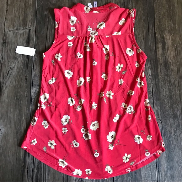 Coral FRENCH TWIST Flowered Sleeveless Blouse - Picture 2 of 4
